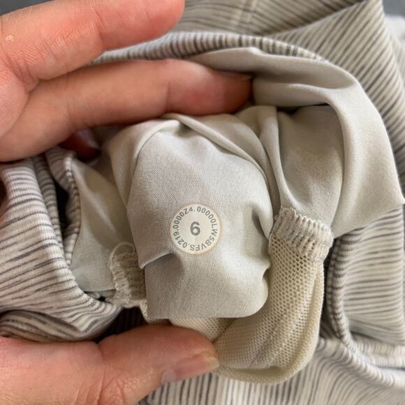 Lululemon Pants Womens 6 White Gray On the Fly 7/8 Space Dye Drawcord Pockets - Picture 12 of 14